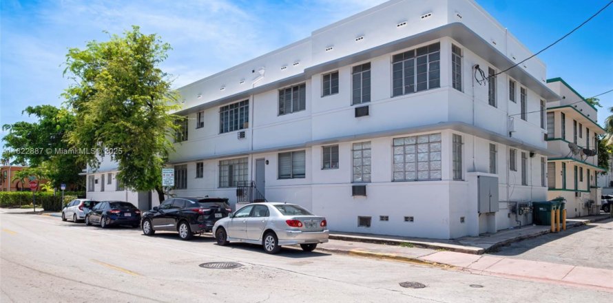 Propiedad comercial en Miami Beach, Florida № 1787157