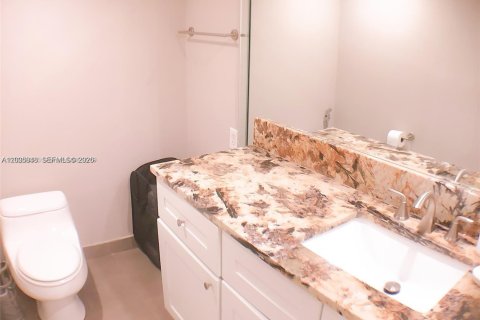 Copropriété à vendre à Miami, Floride: 3 chambres, 178.84 m2 № 2257510 - photo 22