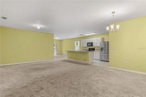 House in Edgewater, Florida 4 bedrooms, 168.71 sq.m. № 2122604 - photo 6