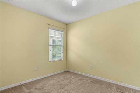House in Edgewater, Florida 4 bedrooms, 168.71 sq.m. № 2122604 - photo 17