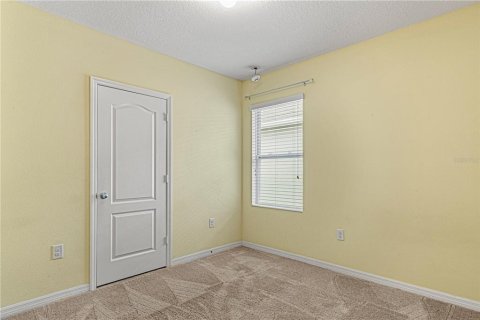 House in Edgewater, Florida 4 bedrooms, 168.71 sq.m. № 2122604 - photo 15