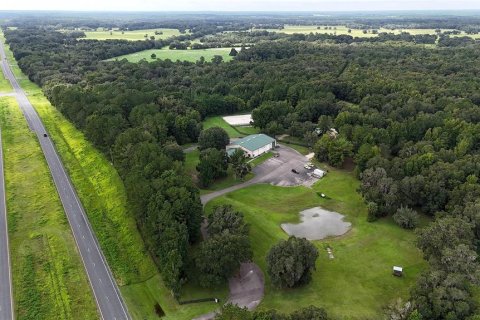 Купить коммерческую недвижимость в Уиллистон, Флорида 832.4м2, № 1536023 - фото 3