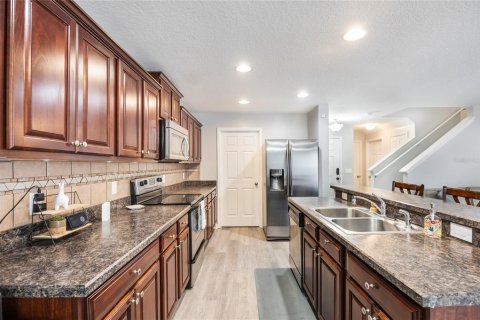 Touwnhouse à vendre à Orlando, Floride: 3 chambres, 167.6 m2 № 1913242 - photo 8