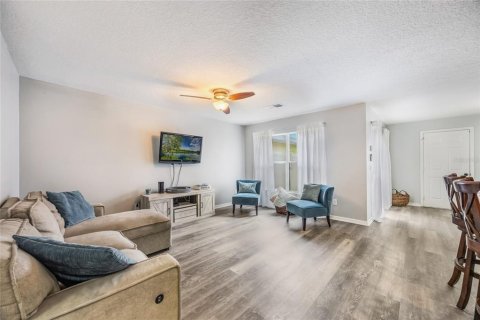 Touwnhouse à vendre à Orlando, Floride: 3 chambres, 167.6 m2 № 1913242 - photo 3