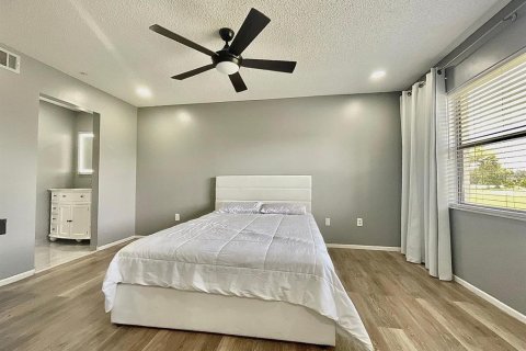 Condo in Orlando, Florida, 2 bedrooms № 2209725 - photo 10