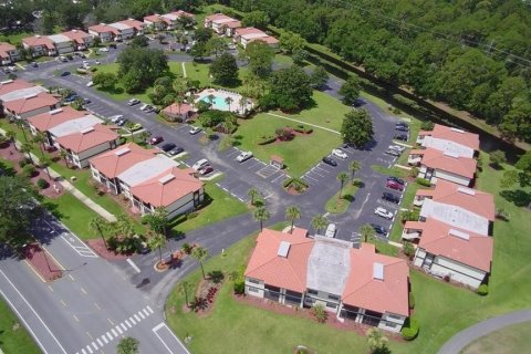 Condo in Orlando, Florida, 2 bedrooms № 2209725 - photo 12