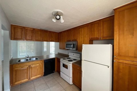 Immobilier commercial à vendre à Dunedin, Floride: 2317.26 m2 № 2097834 - photo 10