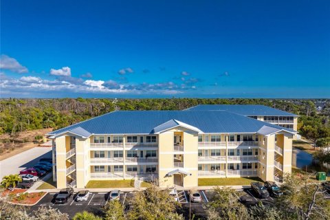 Condominio en Rotonda, Florida, 3 dormitorios  № 2093903