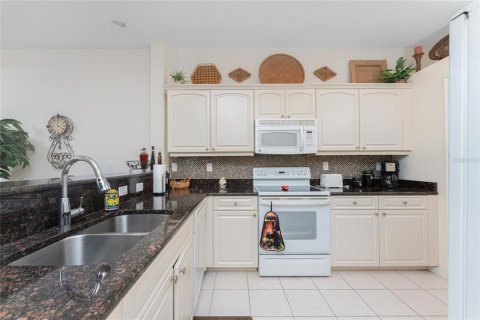 Condominio en venta en Rotonda, Florida, 3 dormitorios, 141.68 m2 № 2093903 - foto 14