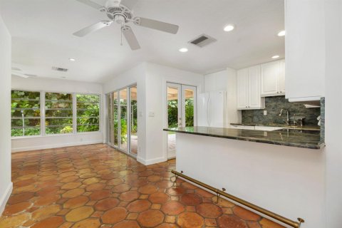 House in West Palm Beach, Florida 3 bedrooms, 112.04 sq.m. № 2399806 - photo 5
