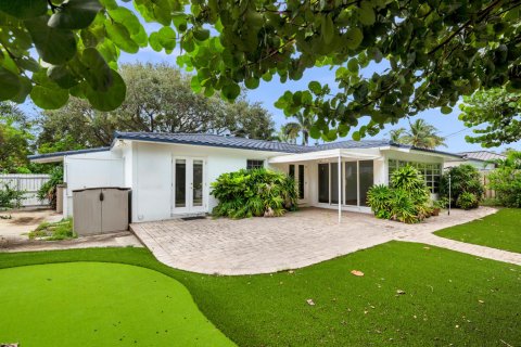 House in West Palm Beach, Florida 3 bedrooms, 112.04 sq.m. № 2399806 - photo 15