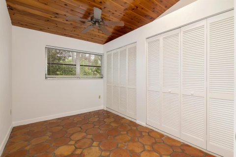 House in West Palm Beach, Florida 3 bedrooms, 112.04 sq.m. № 2399806 - photo 10