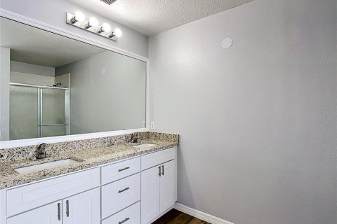 Villa ou maison à vendre à Kissimmee, Floride: 4 chambres, 195.65 m2 № 2093687 - photo 3