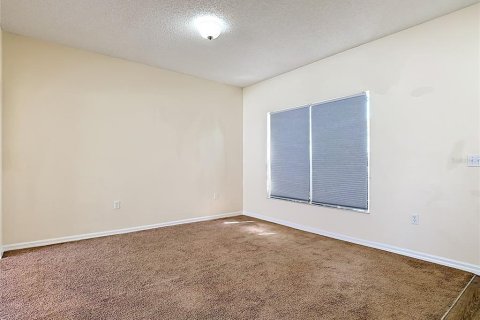 Villa ou maison à vendre à Kissimmee, Floride: 4 chambres, 195.65 m2 № 2093687 - photo 14