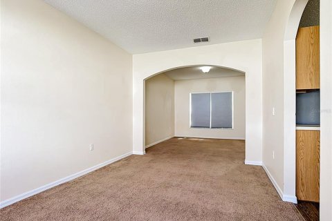 Villa ou maison à vendre à Kissimmee, Floride: 4 chambres, 195.65 m2 № 2093687 - photo 10