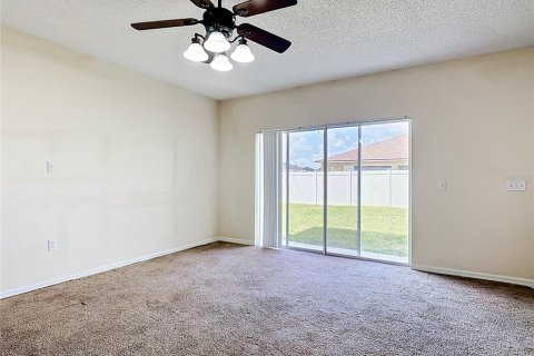 Villa ou maison à vendre à Kissimmee, Floride: 4 chambres, 195.65 m2 № 2093687 - photo 21