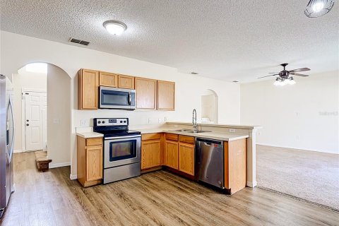 Villa ou maison à vendre à Kissimmee, Floride: 4 chambres, 195.65 m2 № 2093687 - photo 17
