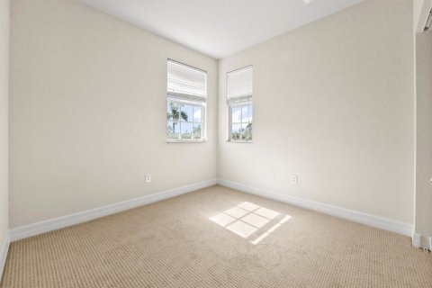 Townhouse in Boynton Beach, Florida 3 bedrooms, 148.55 sq.m. № 2181108 - photo 21