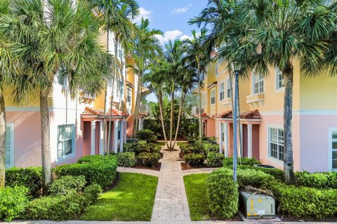 Townhouse in Boynton Beach, Florida 3 bedrooms, 148.55 sq.m. № 2181108 - photo 24