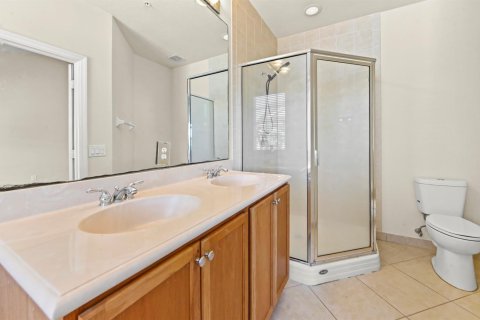 Townhouse in Boynton Beach, Florida 3 bedrooms, 148.55 sq.m. № 2181108 - photo 16