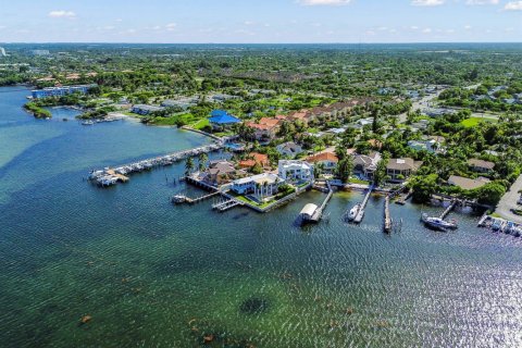 Townhouse in Boynton Beach, Florida 3 bedrooms, 148.55 sq.m. № 2181108 - photo 29