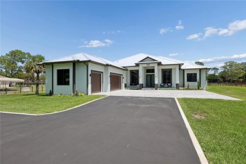 House in Naples, Florida 4 bedrooms, 282.33 sq.m. № 2069484 - photo 4