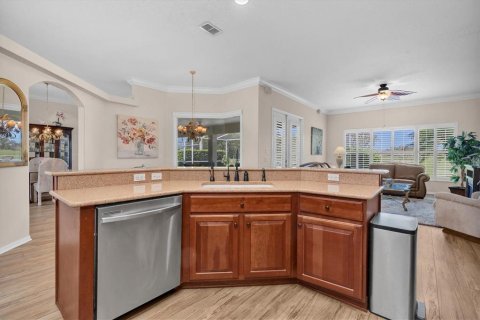 House in Trinity, Florida 3 bedrooms, 217.67 sq.m. № 1824639 - photo 6