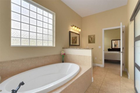 House in Lakeland, Florida 4 bedrooms, 232.44 sq.m. № 1746910 - photo 25