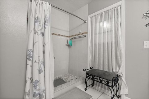 Casa en venta en Deltona, Florida, 4 dormitorios, 205.87 m2 № 1837467 - foto 23