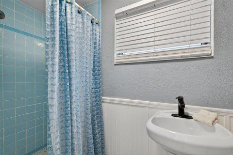 House in Port Richey, Florida 3 bedrooms, 136.29 sq.m. № 1835597 - photo 27