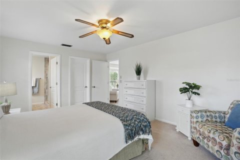 Casa en venta en Cape Coral, Florida, 3 dormitorios, 164.25 m2 № 1843035 - foto 19