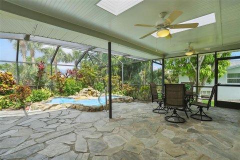 Casa en venta en Cape Coral, Florida, 3 dormitorios, 164.25 m2 № 1843035 - foto 30