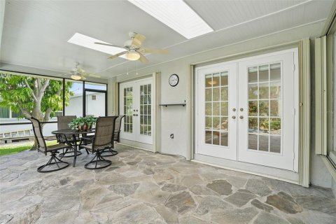 Casa en venta en Cape Coral, Florida, 3 dormitorios, 164.25 m2 № 1843035 - foto 27