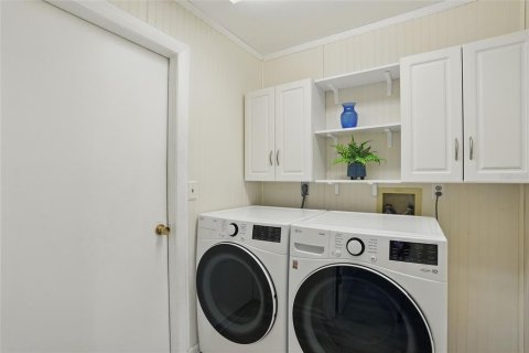 Casa en venta en Cape Coral, Florida, 3 dormitorios, 164.25 m2 № 1843035 - foto 26