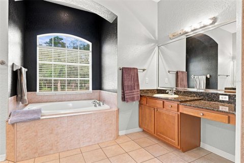 House in Homosassa, Florida 3 bedrooms, 190.73 sq.m. № 2347661 - photo 4