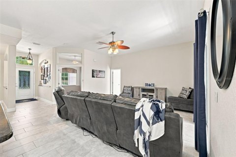 House in Homosassa, Florida 3 bedrooms, 190.73 sq.m. № 2347661 - photo 16