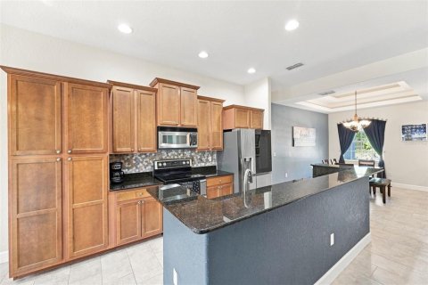 House in Homosassa, Florida 3 bedrooms, 190.73 sq.m. № 2347661 - photo 22