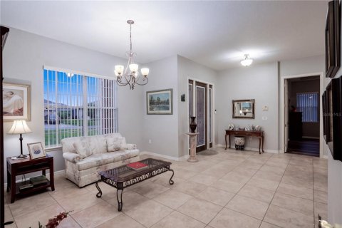 Villa ou maison à vendre à Groveland, Floride: 4 chambres, 289.95 m2 № 2408393 - photo 6