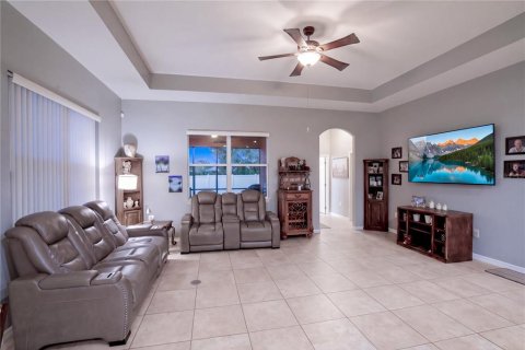 Villa ou maison à vendre à Groveland, Floride: 4 chambres, 289.95 m2 № 2408393 - photo 4