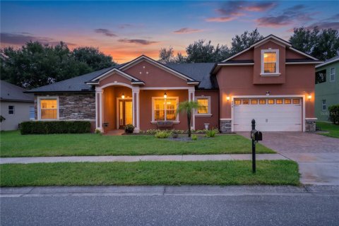 Villa ou maison à vendre à Groveland, Floride: 4 chambres, 289.95 m2 № 2408393 - photo 2