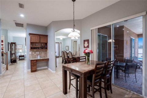 Villa ou maison à vendre à Groveland, Floride: 4 chambres, 289.95 m2 № 2408393 - photo 15
