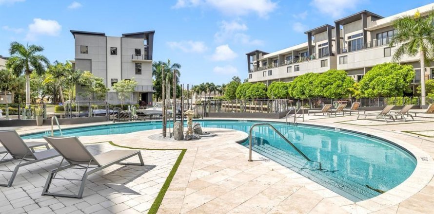 Touwnhouse à Pompano Beach, Floride 3 chambres, 177.16 m2 № 2173173