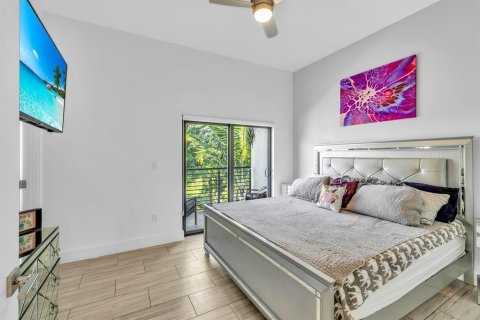 Touwnhouse à vendre à Pompano Beach, Floride: 3 chambres, 177.16 m2 № 2173173 - photo 9