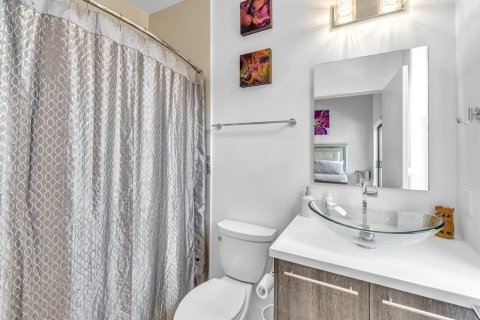 Touwnhouse à vendre à Pompano Beach, Floride: 3 chambres, 177.16 m2 № 2173173 - photo 12