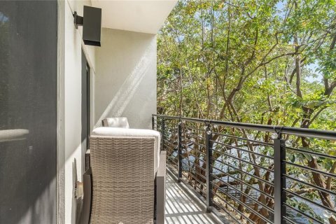 Touwnhouse à vendre à Pompano Beach, Floride: 3 chambres, 177.16 m2 № 2173173 - photo 13