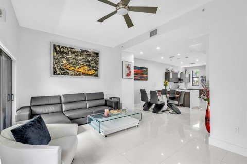 Touwnhouse à vendre à Pompano Beach, Floride: 3 chambres, 177.16 m2 № 2173173 - photo 6