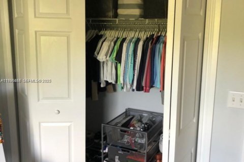 Condo in Coral Gables, Florida, 3 bedrooms  № 1994129 - photo 10