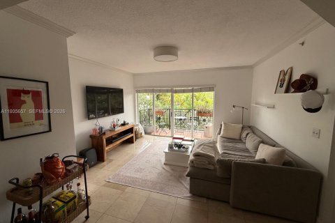 Снять в аренду кондоминиум в Корал-Гейблс, Флорида 3 спальни, 132.57м2, № 1994129 - фото 25