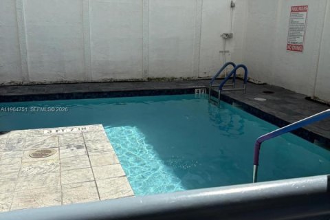 Copropriété à louer à Miami, Floride: 1 chambre, 58.06 m2 № 2026882 - photo 19