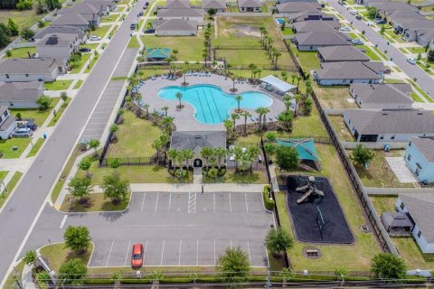 House in Davenport, Florida 4 bedrooms, 182 sq.m. № 2096754 - photo 26